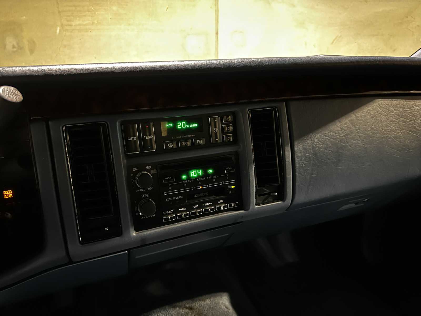 Cadillac Fleetwood Brougham 256pk 1995, G-578-KG