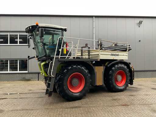 2012 Claas Xerion 3800 Saddle Trac z napędem na wszystkie koła