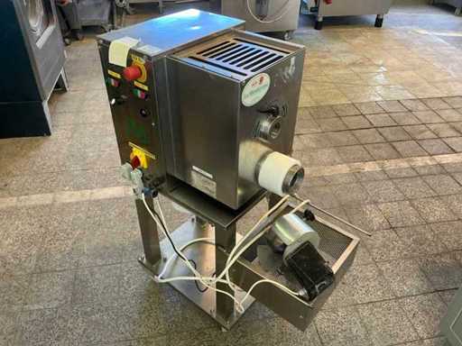 2017 IMPERIA & MONFERRINA P6 Nudelmaschine