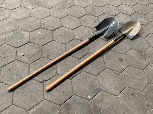 Différentes cuillères (2x)