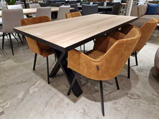 Table intérieure en chêne Castle-Line 160 x 80 cm Naturelle droite avec jambes en X noires