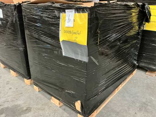 Batch of various goods