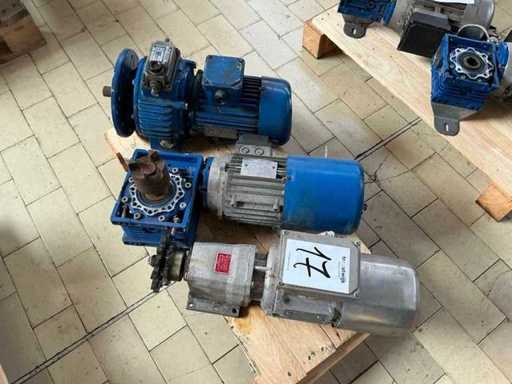 Materials and warehouse stocks