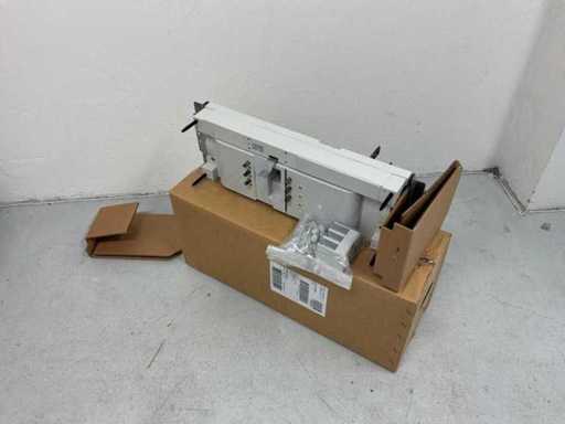 LEGRAND 4 046 20 Basis VX³IS233 nieuwe staat - nooit gebruikt