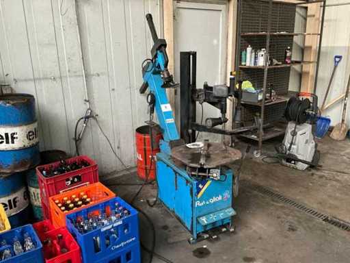 Ravaglioli G840 2007. Aparat de montare anvelope ES.20