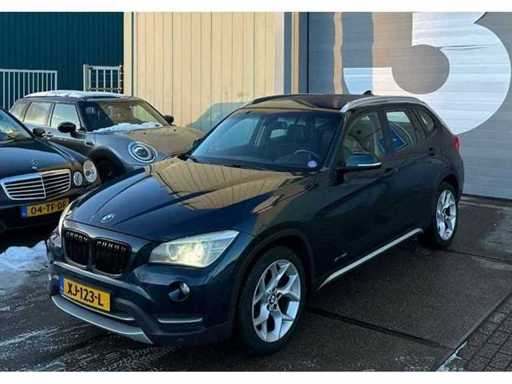 BMW X1 xDrive28i Business, automat XJ-123-L