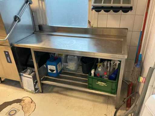 Stainless steel discharge table
