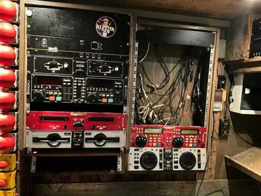 Pioneer, Denon & Numark DN-M 2300 R Minidisk and CD players