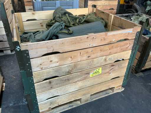 Various NL Army Clothing