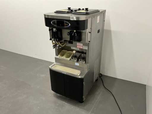 Taylor - C606-58 - Machine à glaces et milkshakes moelleux