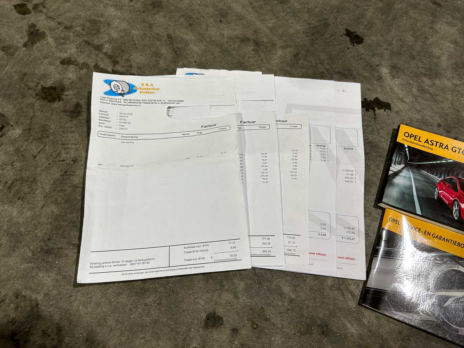 Opel Astra GTC 1.4 Turbo Sport 140pk 2013 (Origineel-NL), 9-KRR-84