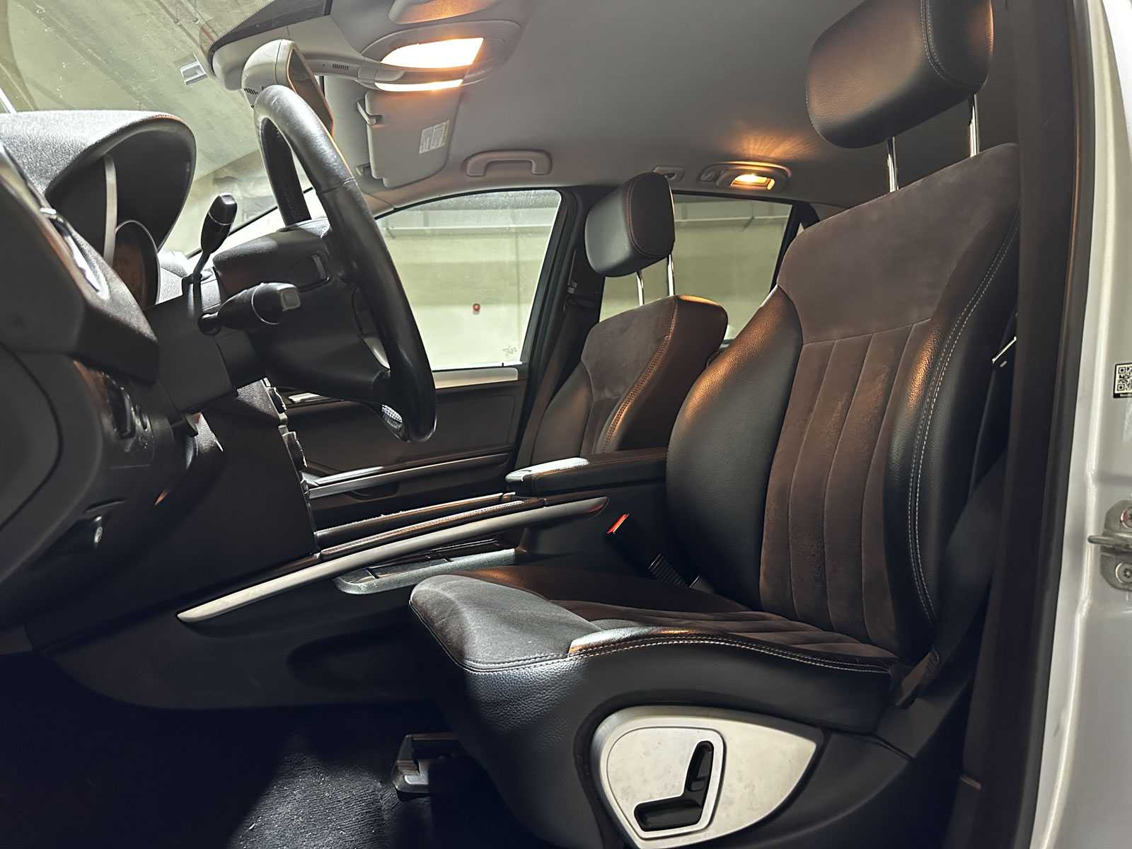 Mercedes-Benz ML350 3.5 V6 272pk 2006 ML-Klasse, XG-979-V