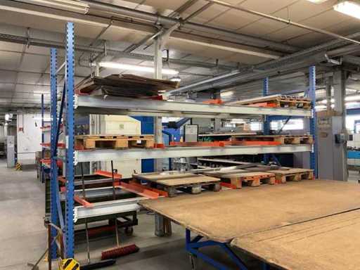 Zware plank, met inhoud