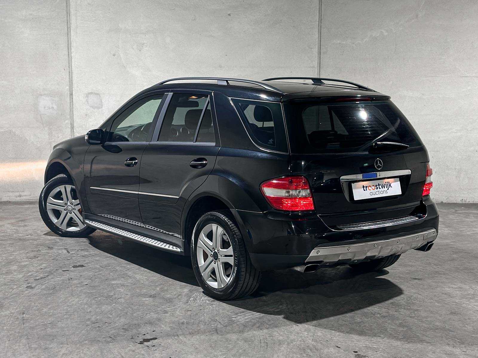 Mercedes-Benz M350 3.5l V6 4Matic M-klasse 268pk 2006 (Origineel-NL+1e eigenaar)