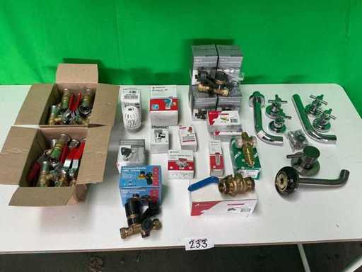 Diverse kranen (35x)
