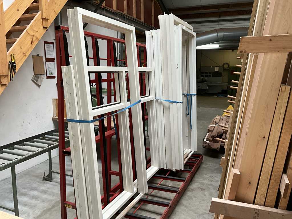 Wooden window frame & door frame (6x)