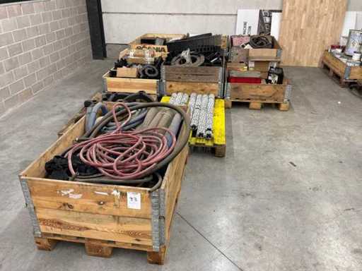 Batch of hoses and cable guides