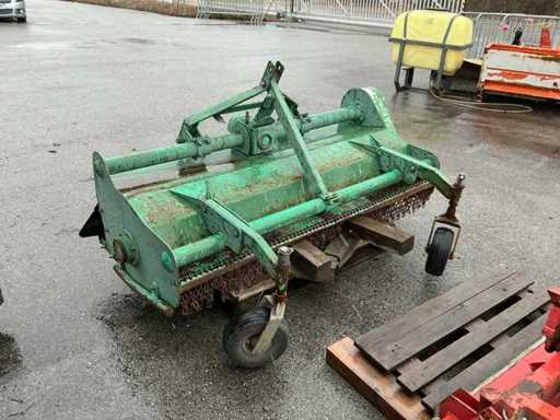 Mașini de tuns iarba cu flail Rasant