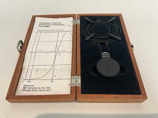 B&K Type 8600 illuminance transducer