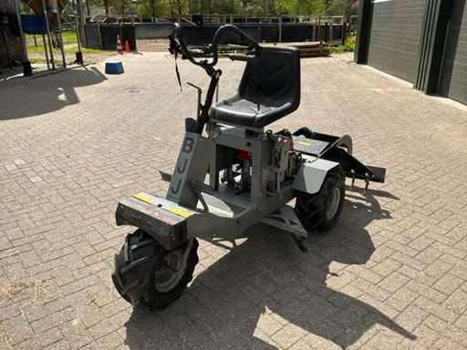 BJJ Riding Arena Leveler (Selbstfahrend)