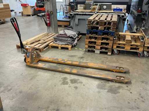 Still Pallet Truck Heavy wersja 2200mm z widłą pomarańczową
