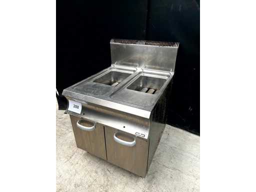 MBM - GF998A - Gasfritteuse mit Doppeltank und Schrank