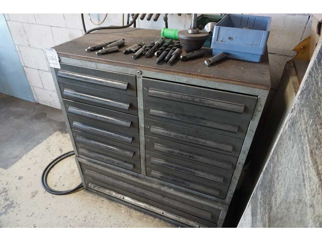 Drawer cabinet with milling equipment