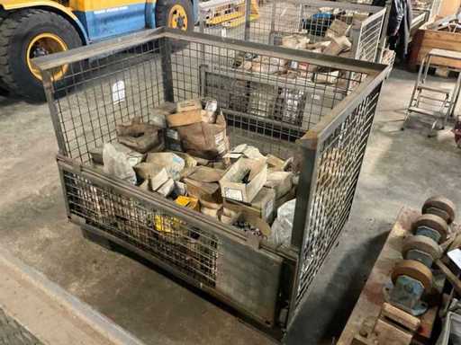 Ferramenta per montaggio a batch