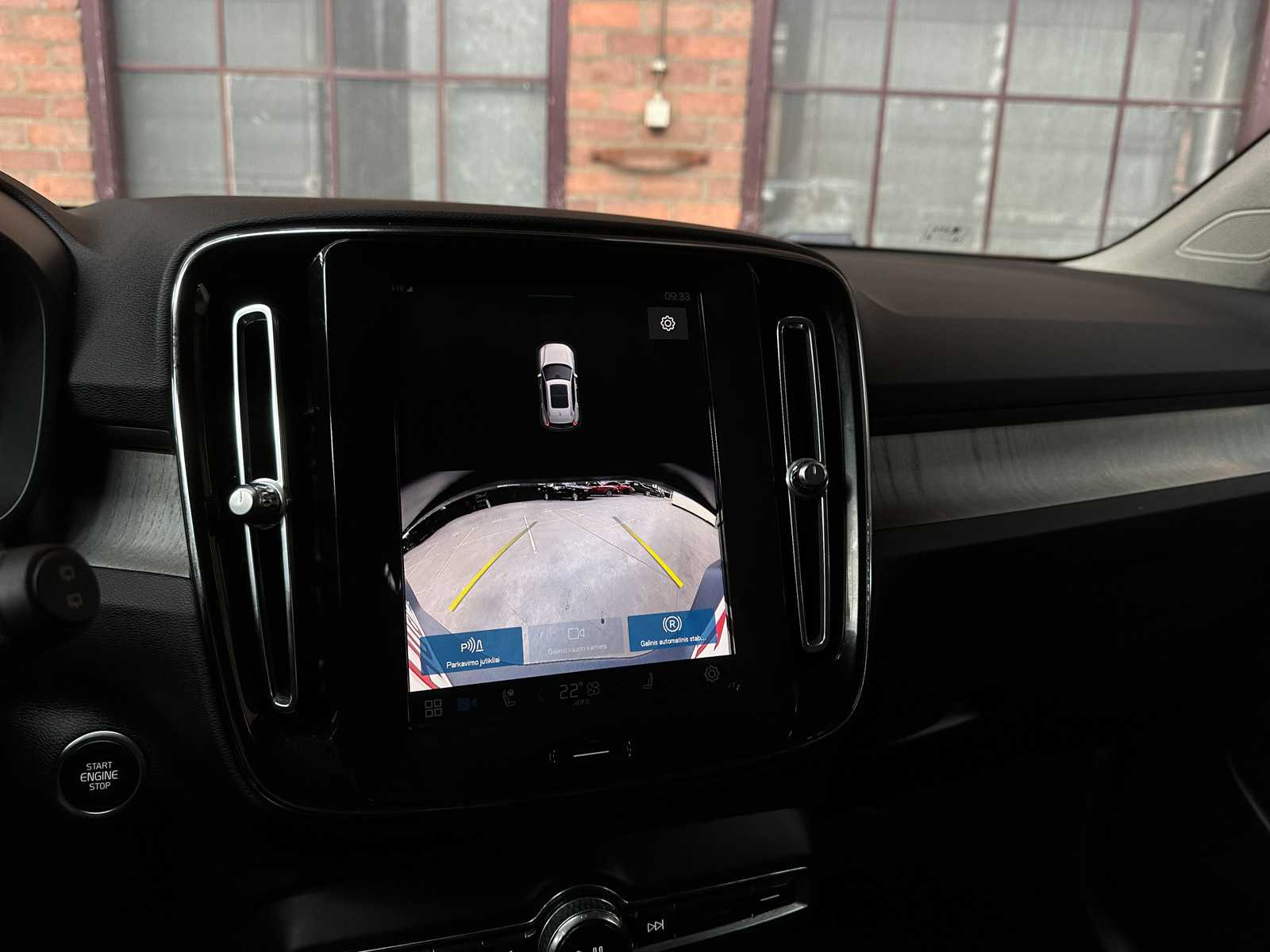 Volvo XC40 2.0 B3 Mild-Hybrid 163pk 2024