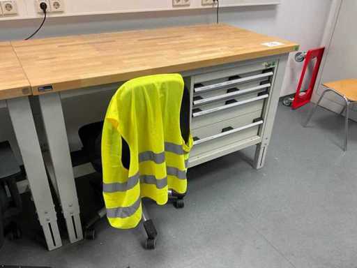 BOTT Werkbank, inclusief inhoud