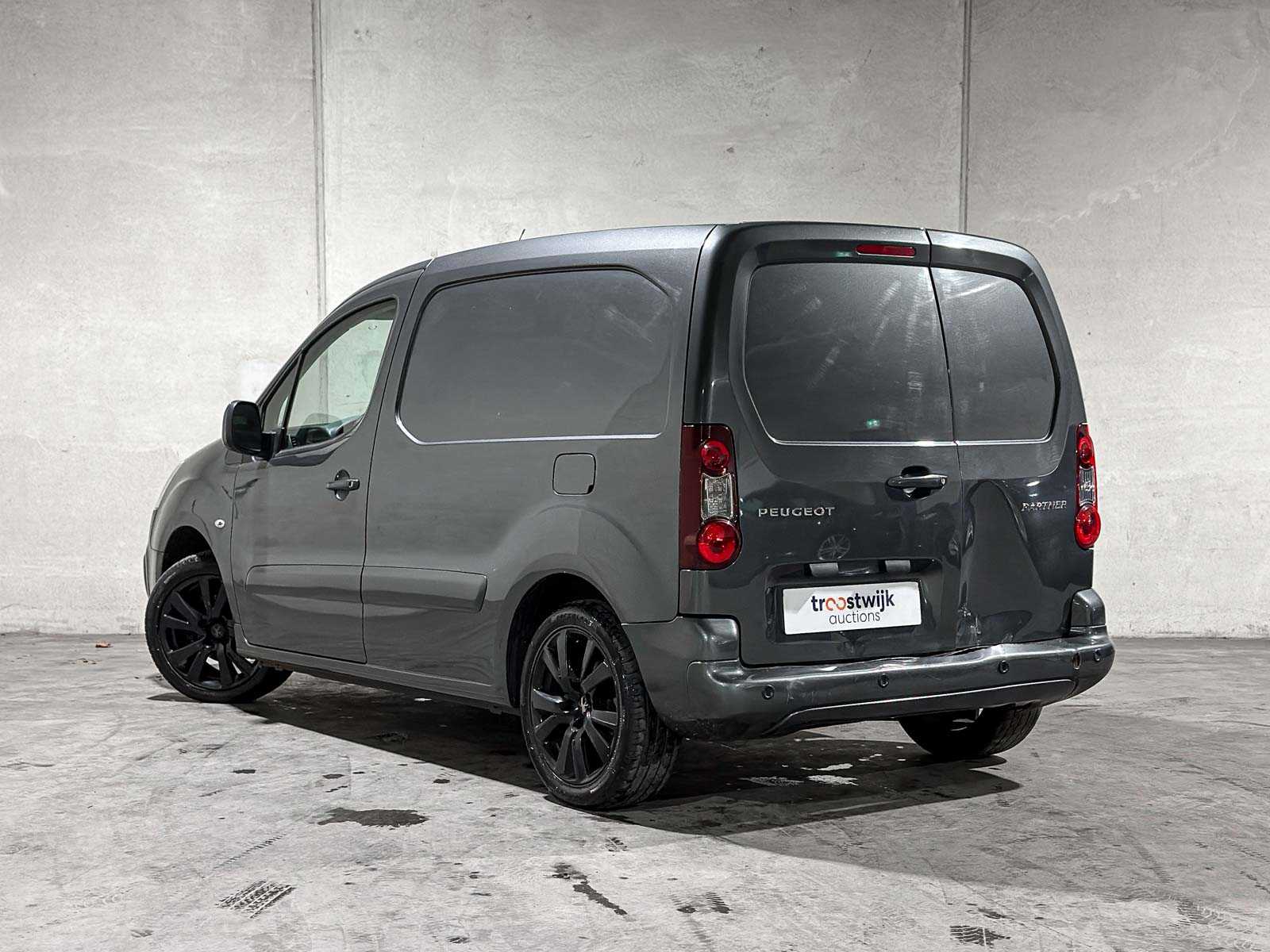 Peugeot Partner 120 1.6 BlueHDi 100 L1 Premium Pack S&S 99pk 2018 (Origineel-NL), V-723-NZ