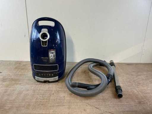 Aspirator MIELE Complete C3 125 Edition