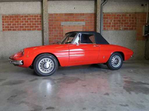Alfa Romeo - Duetto - Spider - Classic cars >15