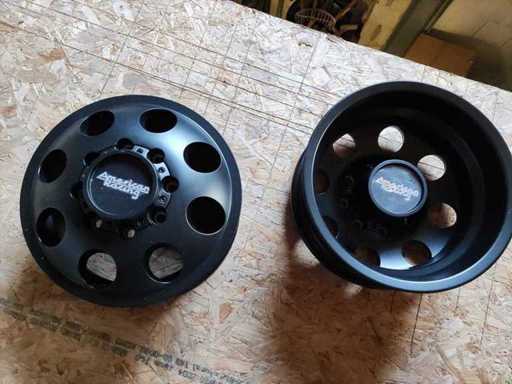 Neue amerikanische Rennen mit Doppelfelgen 16"