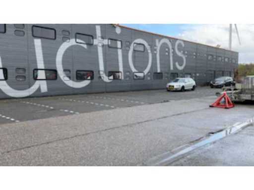 78e1251a-52b5-48ea-a988-854db8d1bcaa.mp4