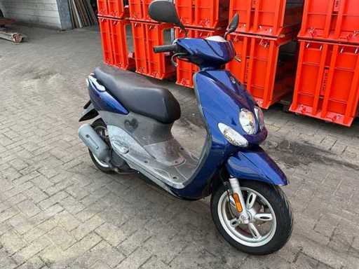 Yamaha Neos Scooter