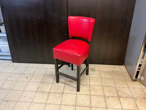 Faux leather half-height bar stools (6x)