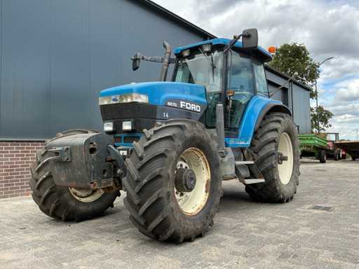 1995 Ford 8670 New Holland Tracteur agricole à traction intégrale