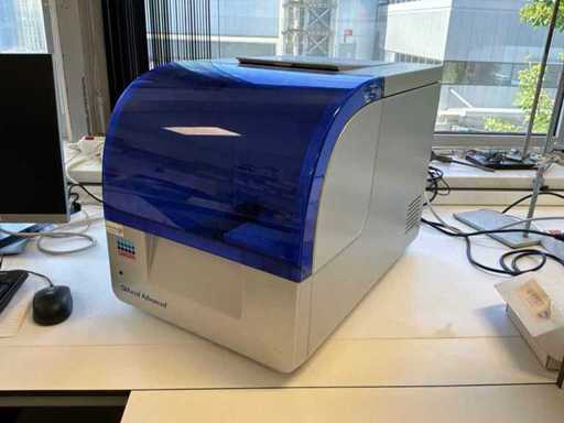 QIAGEN QIAxcel Advanced Capillair Elektroforese Systeem