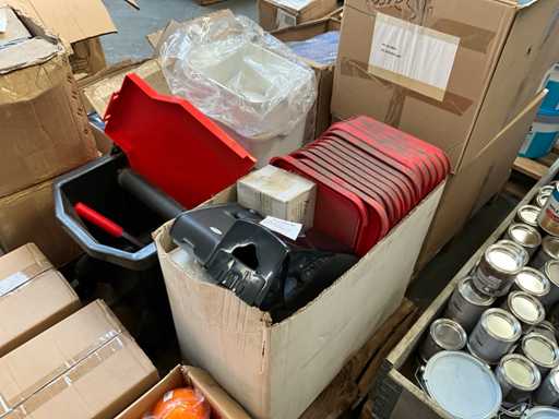 Vari prodotti per la pulizia