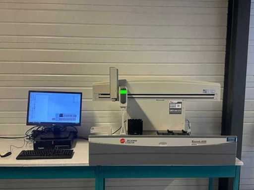 BECKMAN COULTER – BIOMEK 4000 – Pipettierroboter