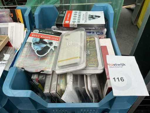 Partij Gsm hoesjes circa 140 stuks