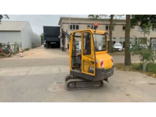 e566c94b-3112-451c-a487-caf3b87da919.mp4