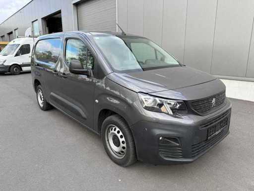 Peugeot - Partner - 1.5 BlueHDI Lang Chassis - Car - 2021