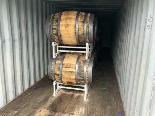 Single Grain Whisky (18 barrels, 2,483 litres, aged for 6 years)