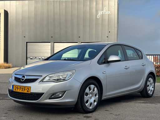 Opel - Astra - 1.4 Turbo Edition - Samochód - 2011|29-PXF-2|Jestem