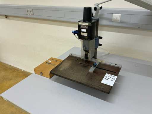 Pneumatic stamping machine