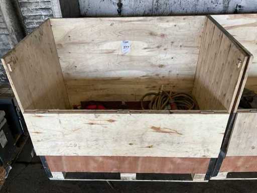 Resti di cavi nella scatola