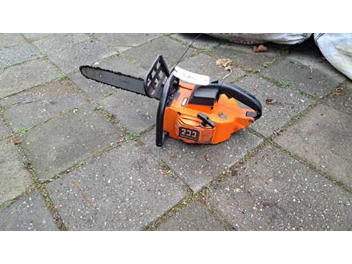 Oleo Mac - 233 - piła łańcuchowa