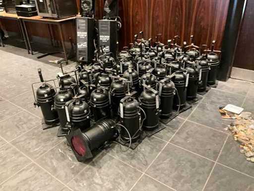 DTS P/56 Can Par spot (40x)